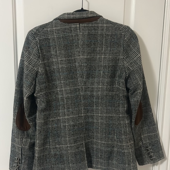 Tweed jacket with brown suede patches on the elbow’s - Picture 5 of 5